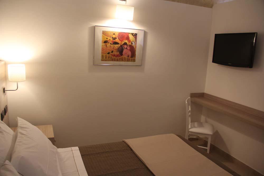 La Papagna Dimora Storica Hotel Palagianello Room photo