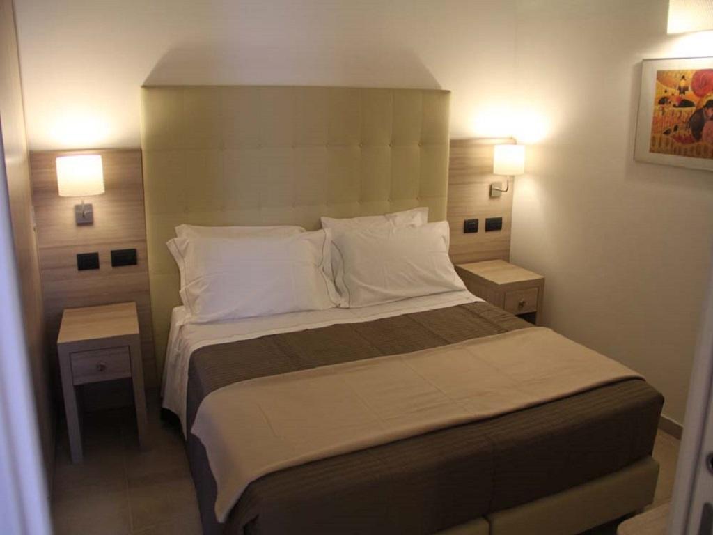 La Papagna Dimora Storica Hotel Palagianello Room photo
